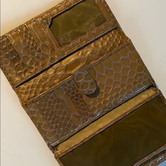 Vintage Danier Leather Alligator Metallic Wallet - Picture 1 of 6